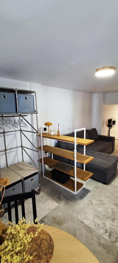 Estudio De Lujo Torrevieja Bagian luar foto